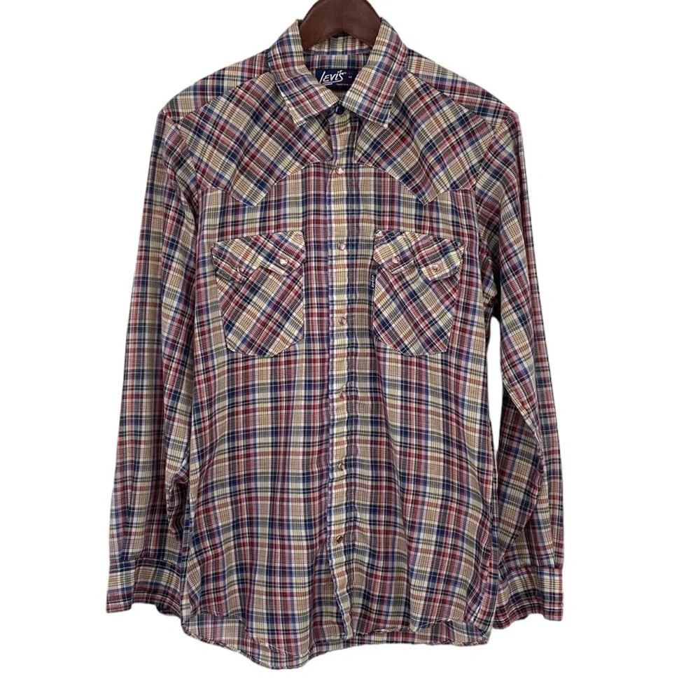 Levi’s Western Button Up Shirt Men's Size Medium Cream Red Plaid Tapered Fit VTG